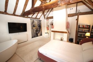Main bedroom- click for photo gallery